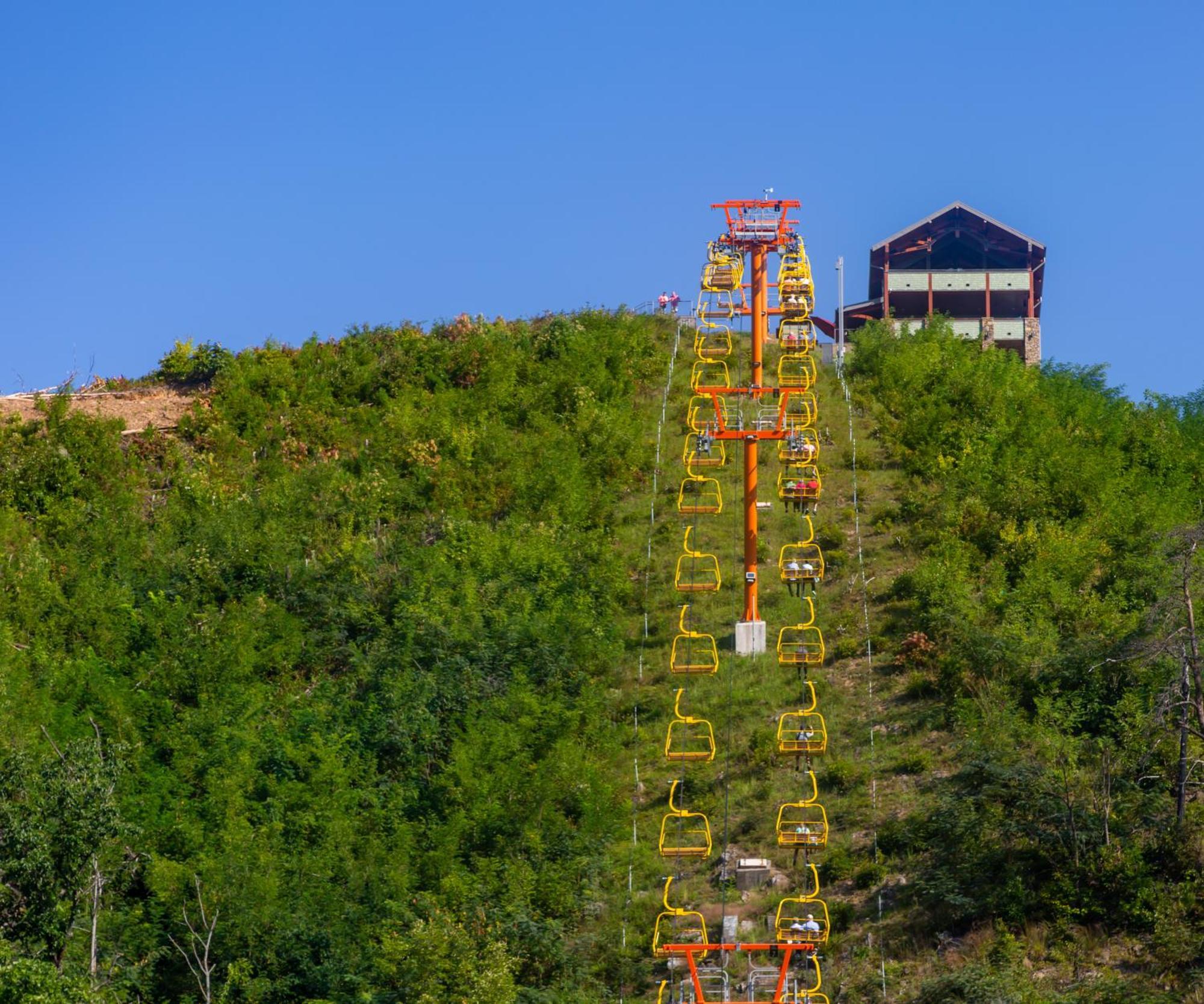 Serenity Heights, Amazing Views, Hot Tub Pool Access, 1089 Free Tickets Each Paid Day, Dollywood Гетлинбург Екстериор снимка