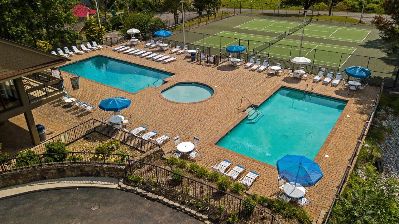 Serenity Heights, Amazing Views, Hot Tub Pool Access, 1089 Free Tickets Each Paid Day, Dollywood Гетлинбург Екстериор снимка